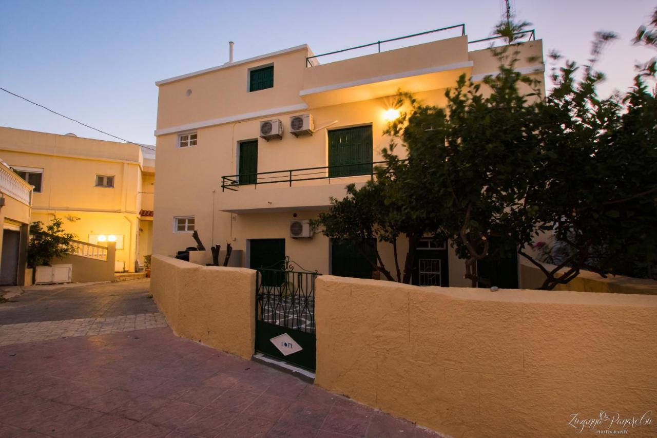 קרפאטוס Pier Apartments מראה חיצוני תמונה